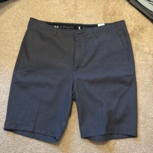 New pebble Beach golf shorts size 38